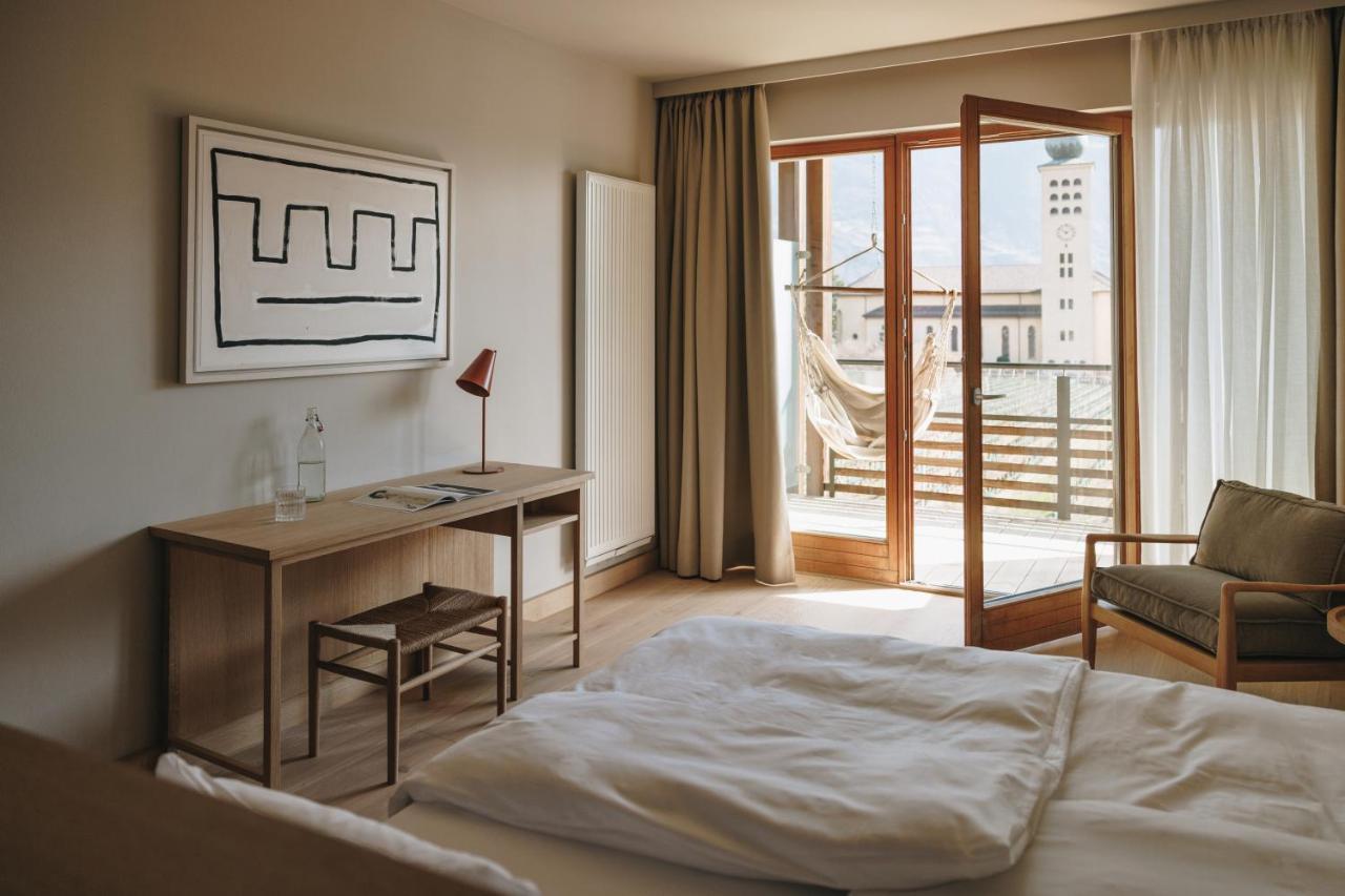 Hotel Schwarzschmied Lana Bagian luar foto