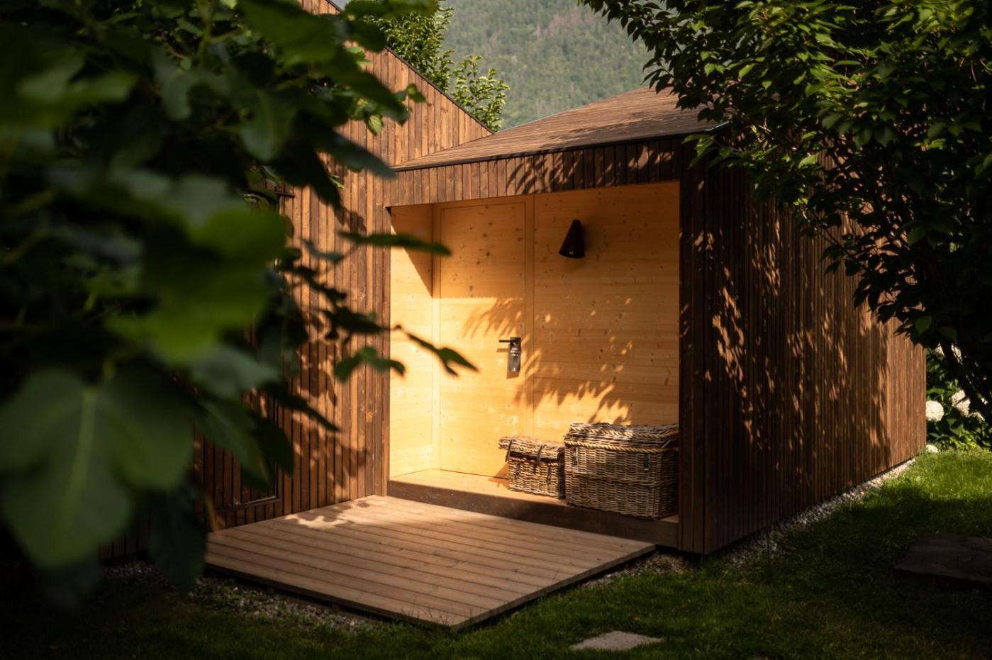Hotel Schwarzschmied Lana Bagian luar foto